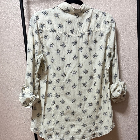 Ruff Hewn Cream and Blue Floral and Embroidered Button-Down Shirt - Picture 5 of 5